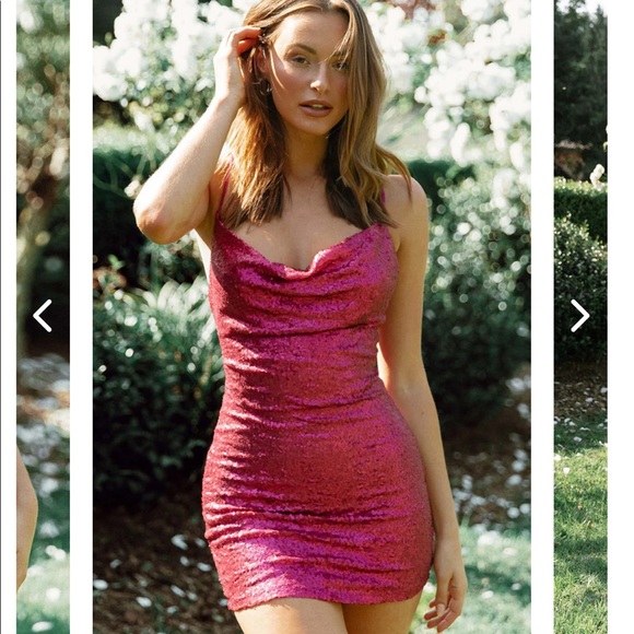 Selfie Leslie Dresses & Skirts - Size Small- Pink fuchsia sequin dress